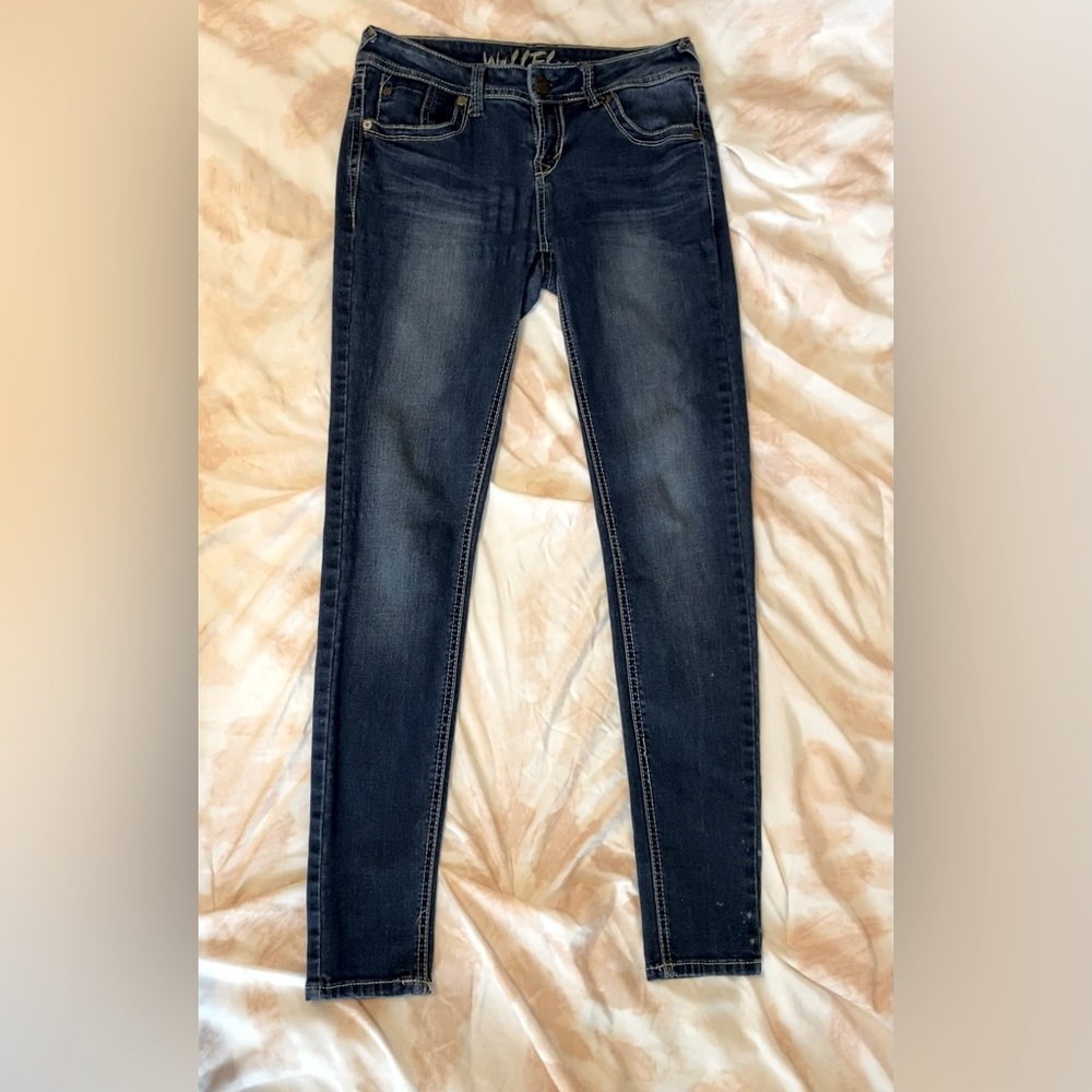 Wallflower Jean Capris